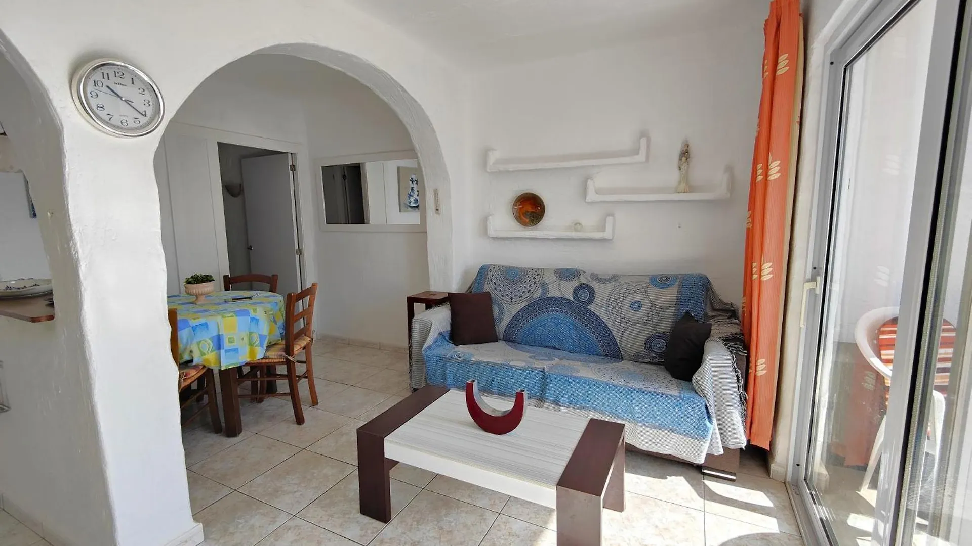 Apartment Global Immo 1039 Estudio 42 Roses Spain